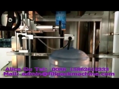 Etiquetadora automática de cuello para galones de botellas de 0-50 BPM