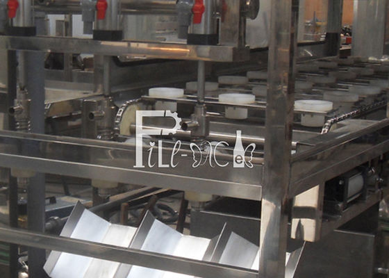 450BPH máquina de rellenar del tarro de 20 litros proveedor