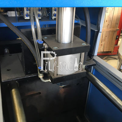 máquina plástica del moldeo por insuflación de aire comprimido de la botella 120BPH proveedor