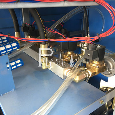 máquina plástica del moldeo por insuflación de aire comprimido de la botella 120BPH proveedor