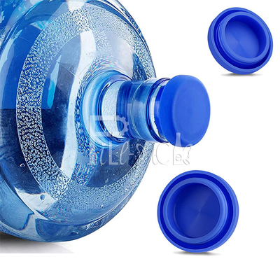 Los casquillos reutilizables del silicón del agua de 5 galones no rematan ninguna cubierta de la tapa del chapoteo para la botella proveedor