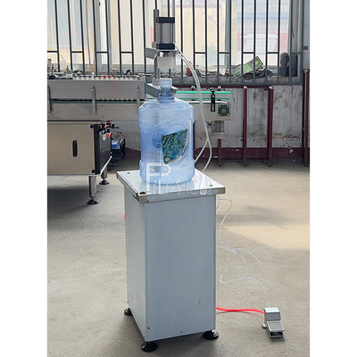 Botella plástica automática 3 galones 5 galones equipo de la máquina del agua embotellada de 20 litros que capsula para la máquina de rellenar del galón proveedor