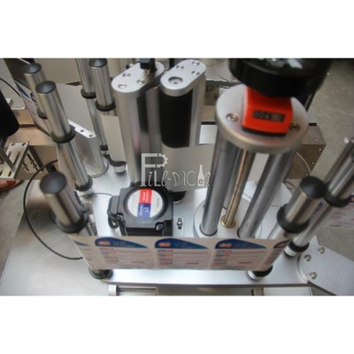 Equipo adhesivo lateral doble formado especial de la máquina de etiquetado de la etiqueta engomada del rotulador de la botella de la botella plana automática del cuadrado proveedor