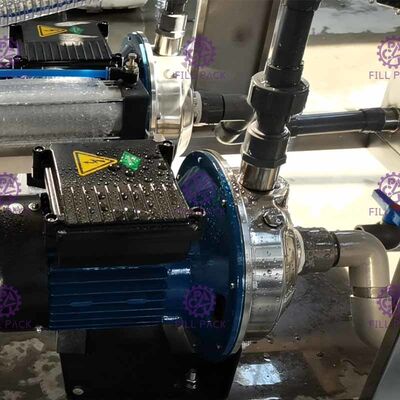 20 línea de relleno del solo galón de la fila 120 BPH del litro proveedor