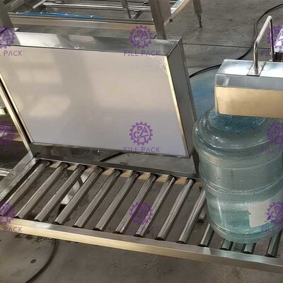 Línea de relleno del agua del cubo de 120 BPH proveedor