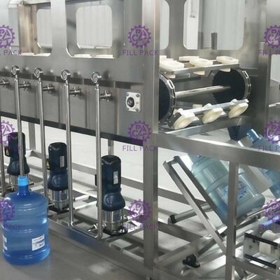 4600*2000*1800m m L tipo máquina de embotellado de 5 galones proveedor