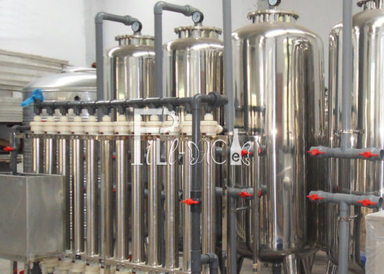 Línea de embotellamiento del agua planta hueco del RO de la filtración 4000 LPH de la fibra proveedor