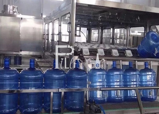 Agua potable 3 en 1 embotelladora del agua mineral 1000BPH proveedor