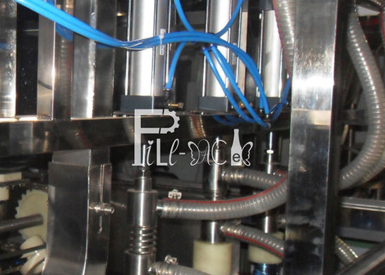 Botella automática llena conducida eléctrica de 450BPH 20L máquina de embotellado de 5 galones para el agua mineral proveedor