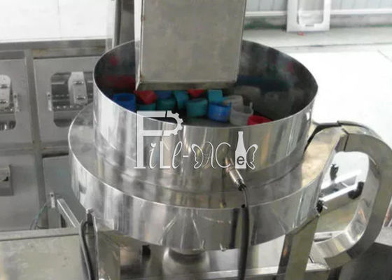 4 caminos/filas QGF-600 máquina de rellenar del tarro de 20 litros proveedor