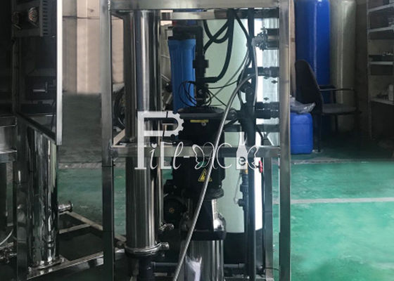 Membrana SS304 que contiene la instalación de tratamiento del RO 1500LPH proveedor