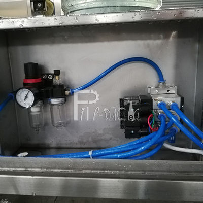 Máquina de rellenar cargada auto del barril del PLC de la sola cabeza del descapsulado proveedor