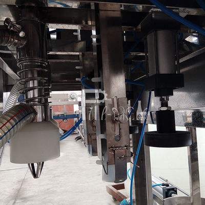 Los botones controlan la planta de agua del galón de 300 BPH proveedor