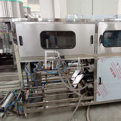 Fila doble que aclara la planta de agua del galón de SUS304 300 BPH proveedor