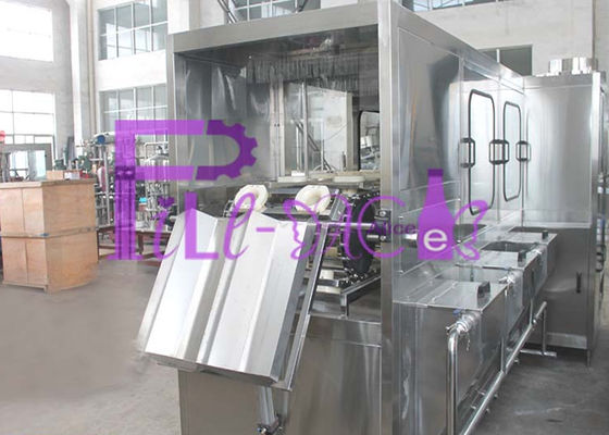 Lavado 300BPH que capsula 3 en 1 unidad de la máquina de rellenar para el agua potable proveedor