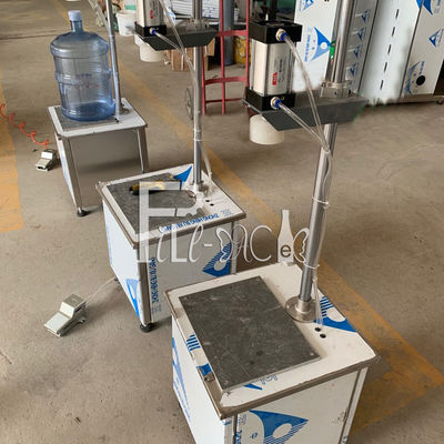 Máquina que capsula del galón del Plc 450m m del manual de la botella automática del animal doméstico proveedor