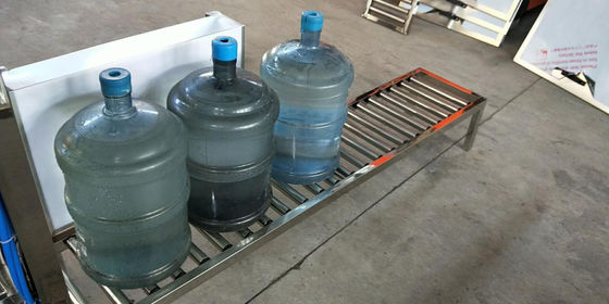 Materiales consumibles de la planta de agua del galón del transportador de rodillo para la cadena de producción de la botella del galón proveedor