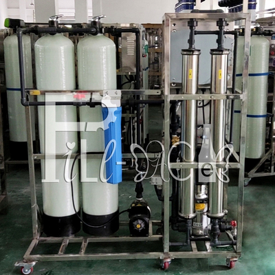 Máquina mineral de consumición pura del purificador del agua del RO del tratamiento de aguas 500LPH proveedor