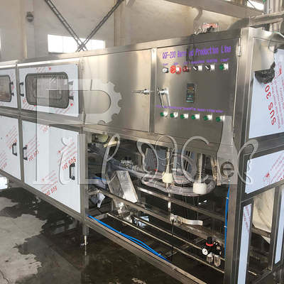 Línea en botella automática línea de relleno del relleno del agua de 5 galones de la máquina del cubo que capsula que se lava proveedor