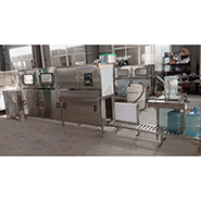 Un camino 120 BPH máquina de rellenar del agua de 5 galones